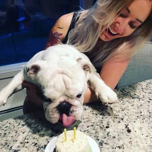 Meet your Posher, Alexandra